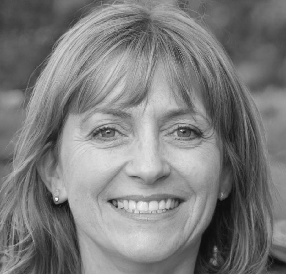 Instructora especialista en educación financiera